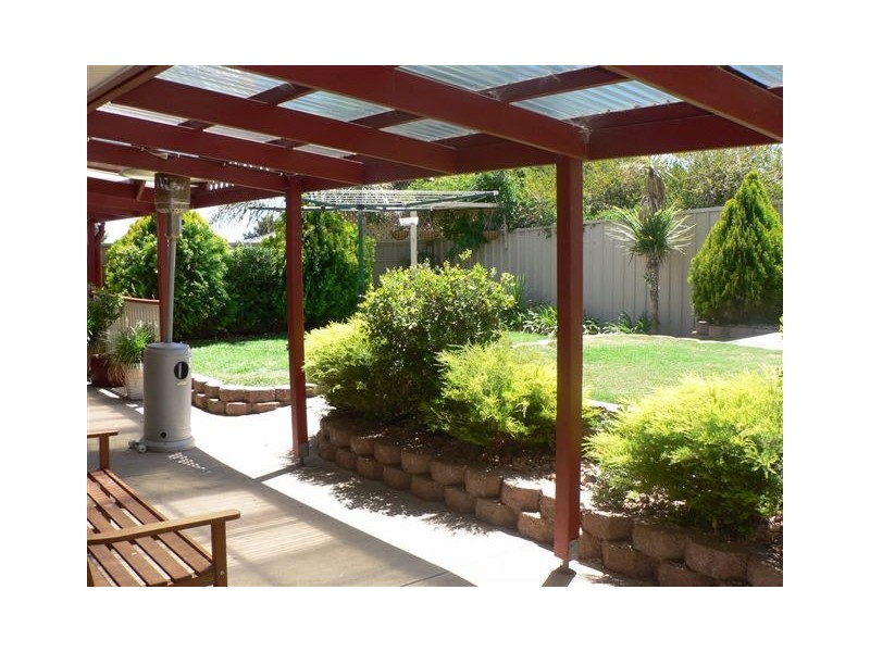 5 Hornpipe Glen, Seaford Rise SA 5169