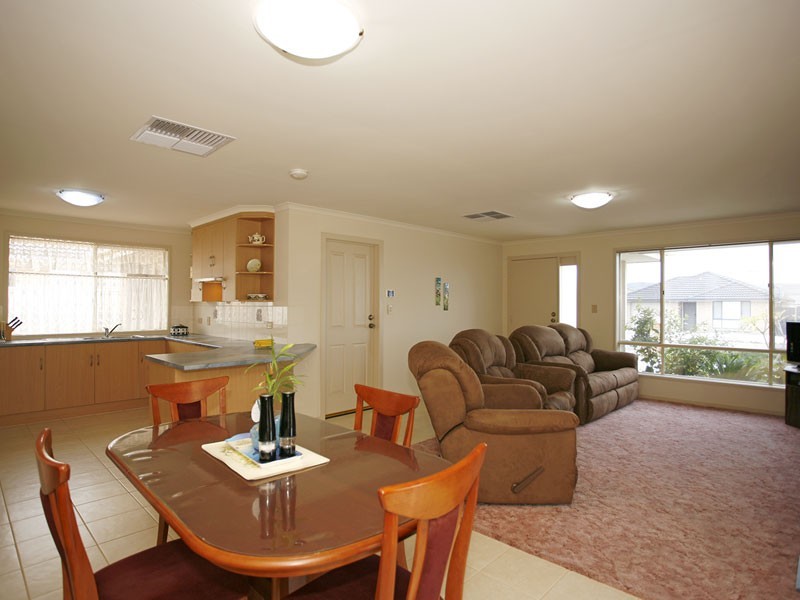 11 Pebble Court, Aldinga Beach SA 5173