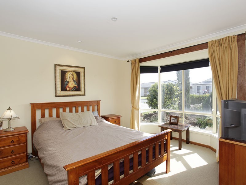 6 Seahaven Way, Aldinga Beach SA 5173