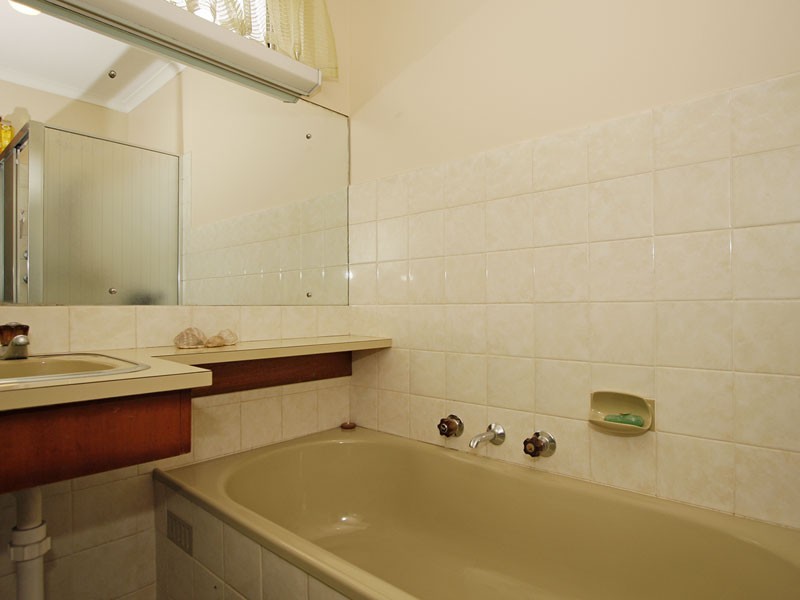 29 Giles Road, Willunga SA 5172