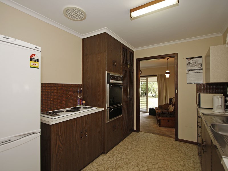 29 Giles Road, Willunga SA 5172