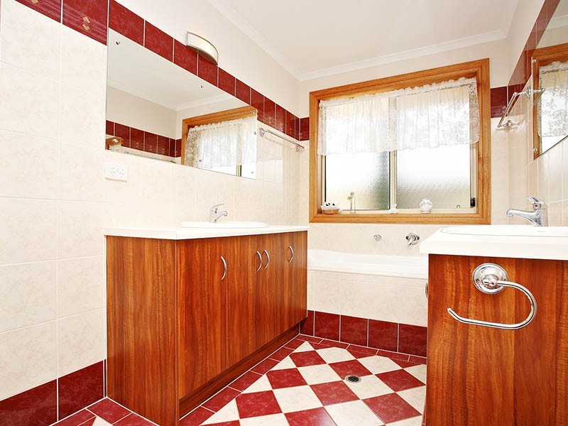 21 Rose Crescent, Mclaren Flat SA 5171