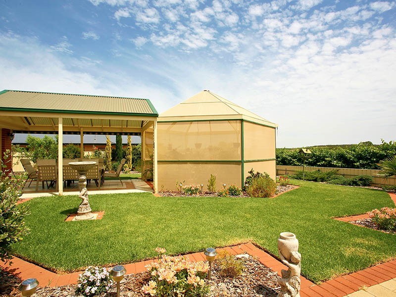 21 Rose Crescent, Mclaren Flat SA 5171