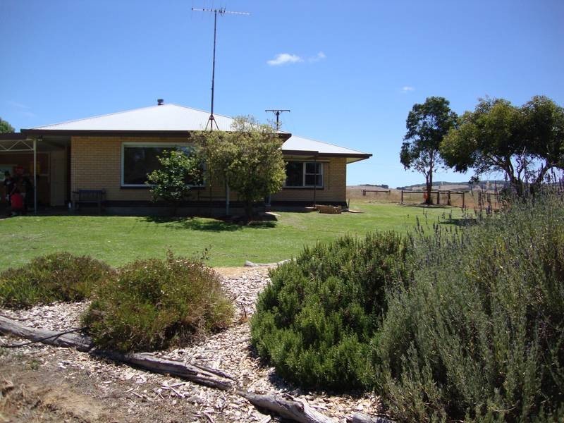 Victor Harbor Road, Mount Compass SA 5210