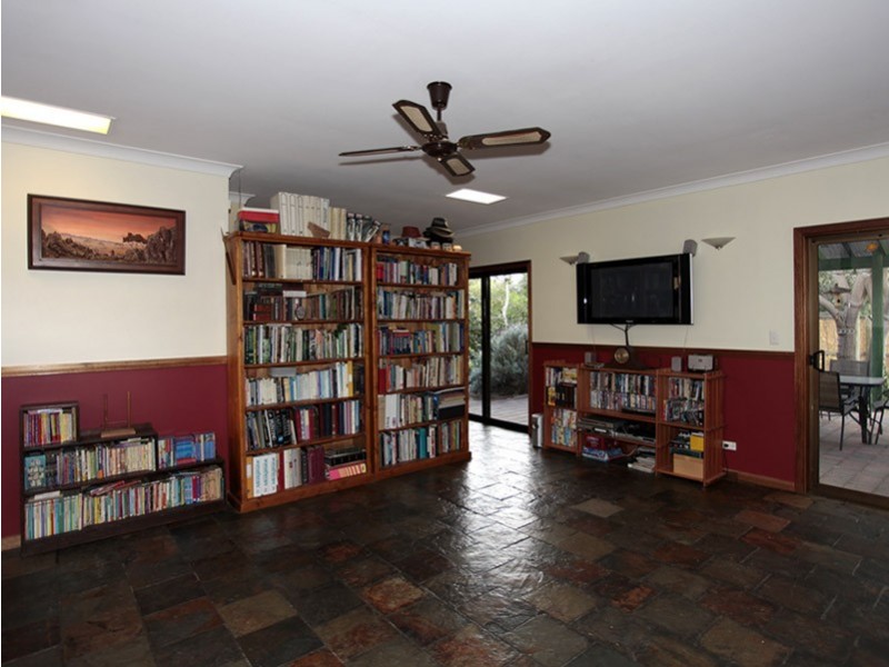 11 Green Lane, Willunga SA 5172