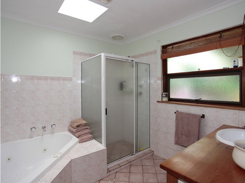 11 Green Lane, Willunga SA 5172