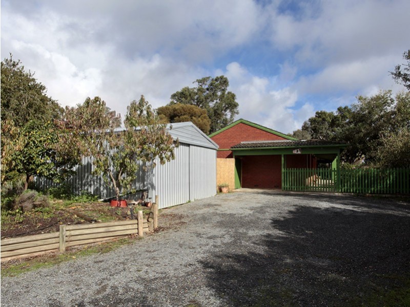 11 Green Lane, Willunga SA 5172