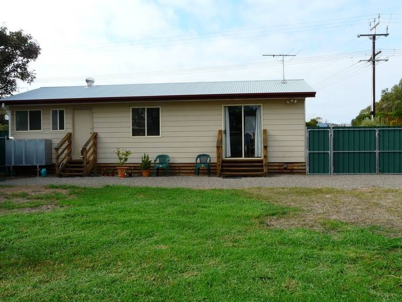 17 Valiant Road, Port Willunga SA 5173