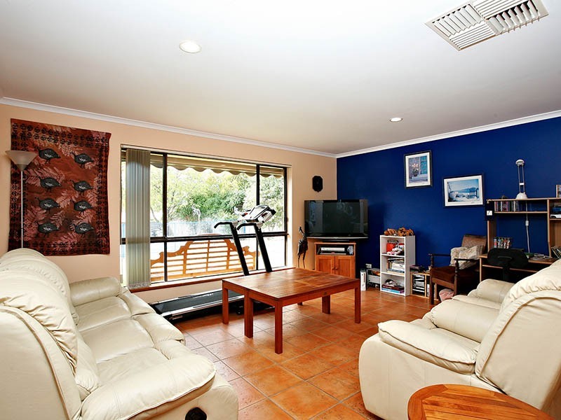 2 Lock Court, Mclaren Vale SA 5171