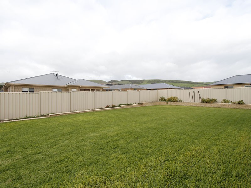 9 Crystal Harmony Court, Sellicks Beach SA 5174