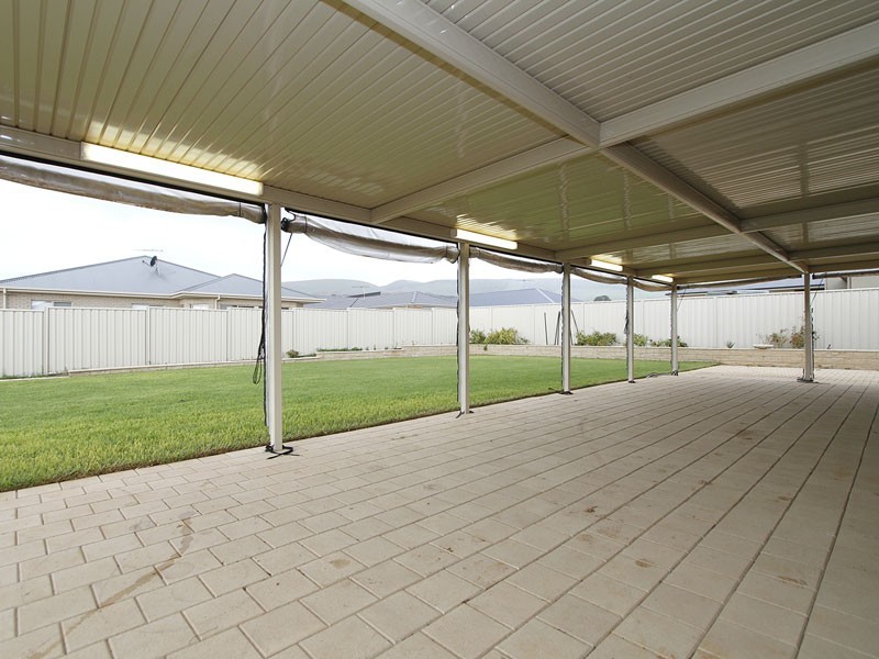 9 Crystal Harmony Court, Sellicks Beach SA 5174