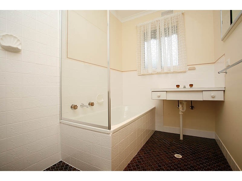 6 Plaza Avenue, Sellicks Beach SA 5174