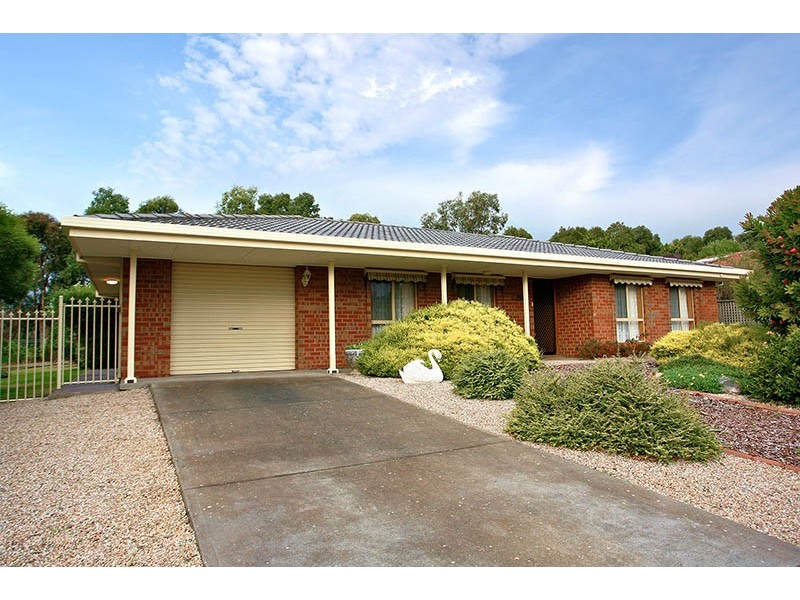 19 Waverley Drive, Willunga SA 5172