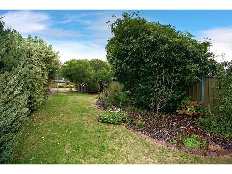 19 Waverley Drive, Willunga SA 5172