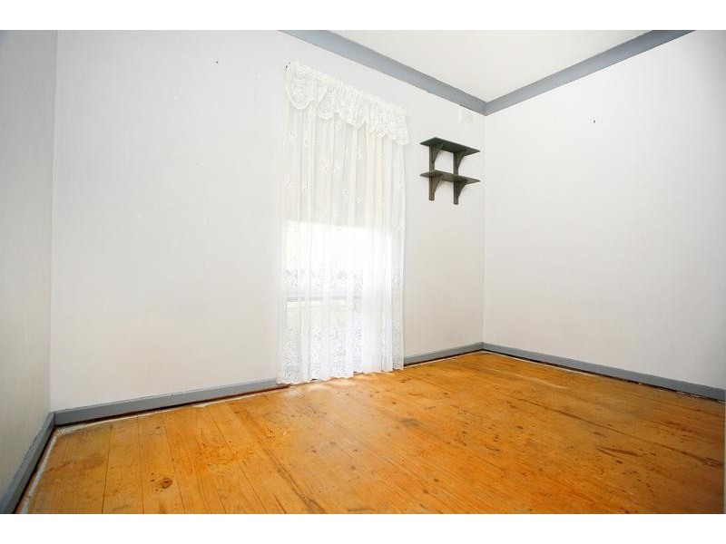 3 Norman Cres, Hackham SA 5163