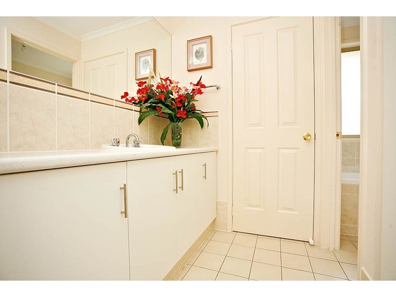 2 Anderson Court, Mount Compass SA 5210