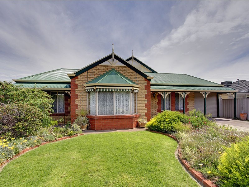 3 Albatross Grove, Seaford Rise SA 5169
