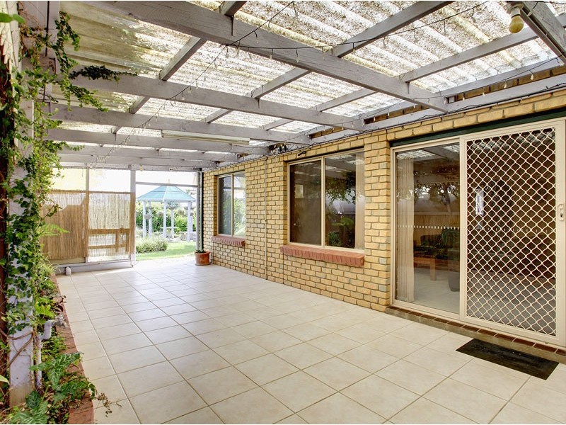 3 Albatross Grove, Seaford Rise SA 5169