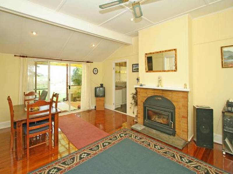 1 Adelaide Road, Mount Compass SA 5210