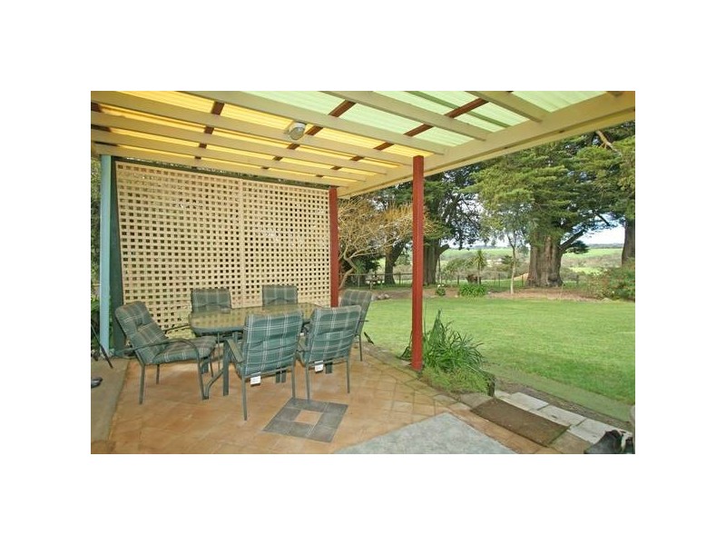 1 Adelaide Road, Mount Compass SA 5210