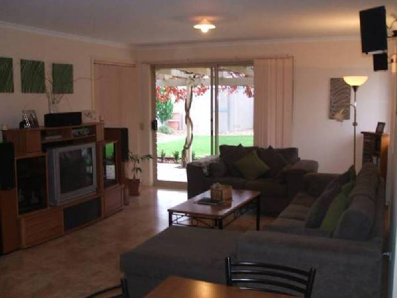 15 Seafarer Court, Seaford Rise SA 5169