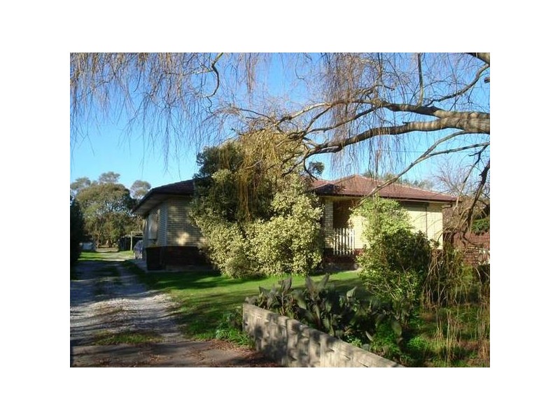 Giles Road, Willunga SA 5172