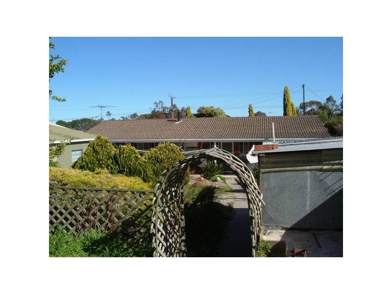 16 Waye Street, Mount Compass SA 5210