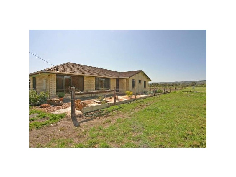 12 Malpas Road, Willunga SA 5172