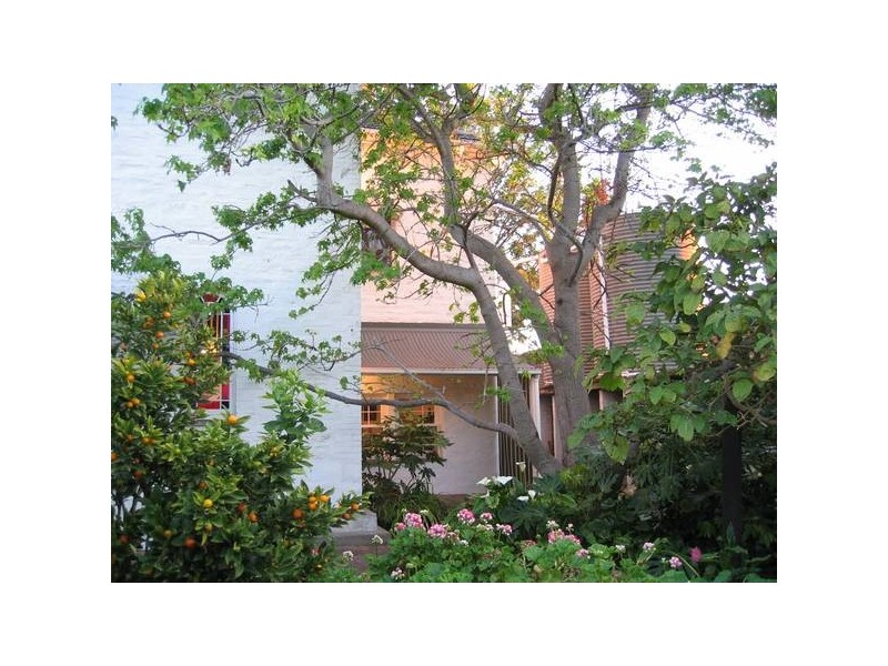 1 St Peters Terrace, Willunga SA 5172