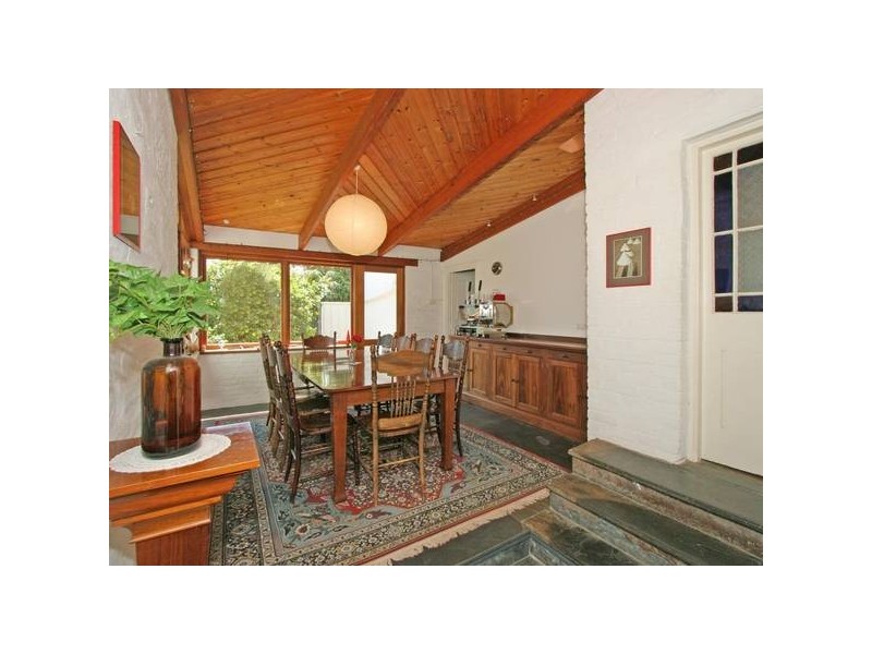 1 St Peters Terrace, Willunga SA 5172