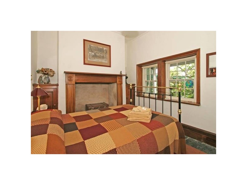 1 St Peters Terrace, Willunga SA 5172