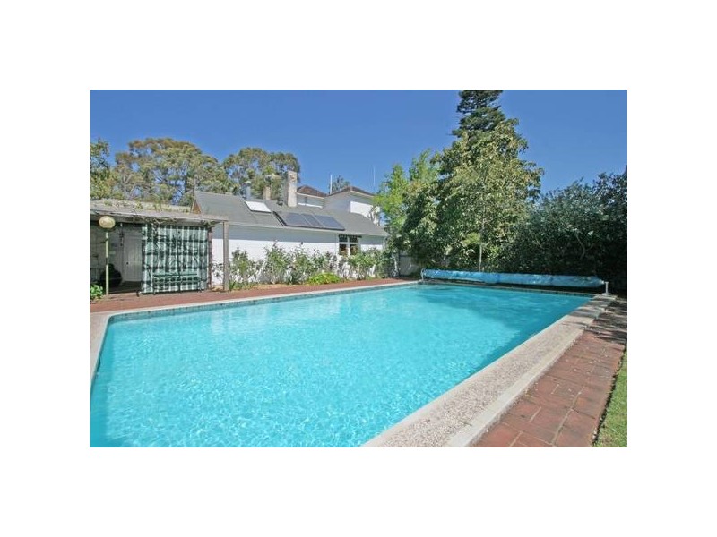 1 St Peters Terrace, Willunga SA 5172