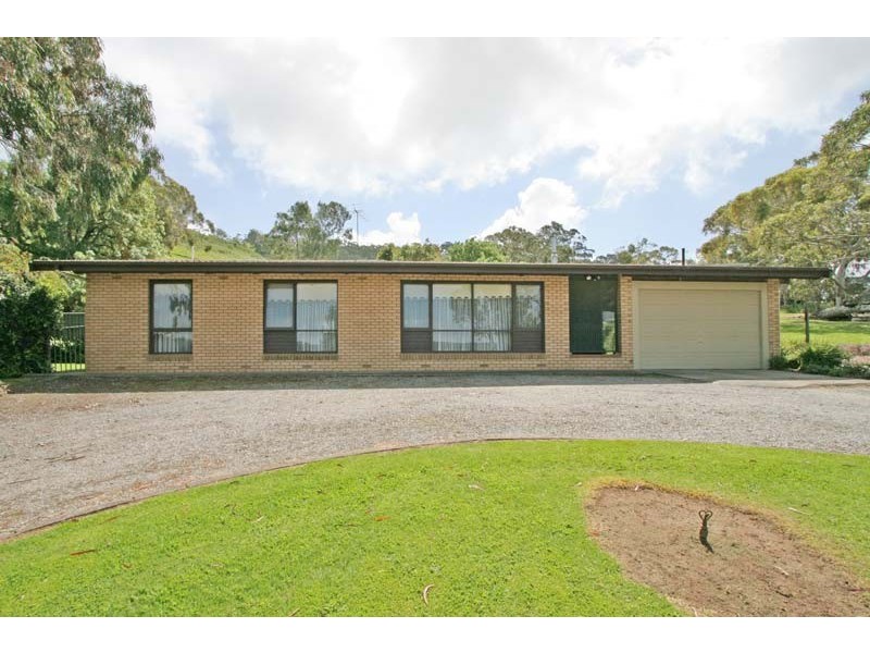 2 Nangkita Road, Mount Compass SA 5210