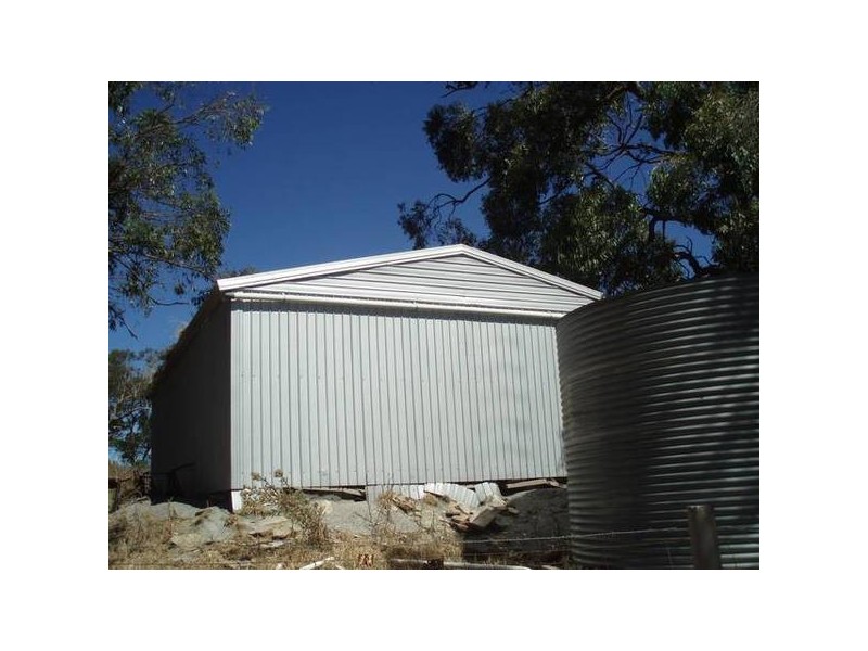 2 Toops Hill Road, Mclaren Flat SA 5171