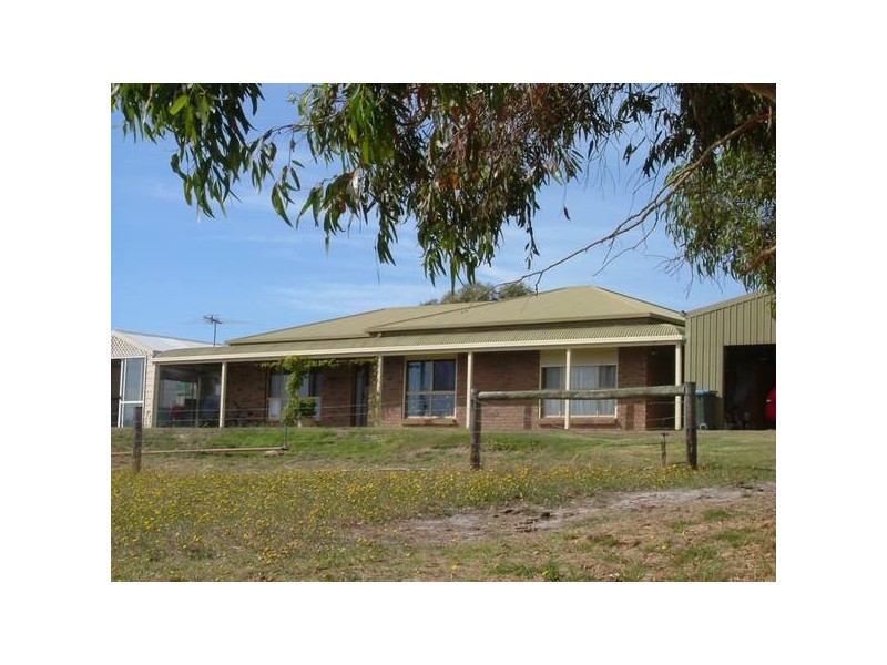 4 Goolwa Road, Mount Compass SA 5210