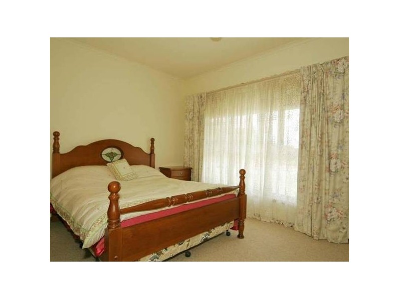 4 Goolwa Road, Mount Compass SA 5210