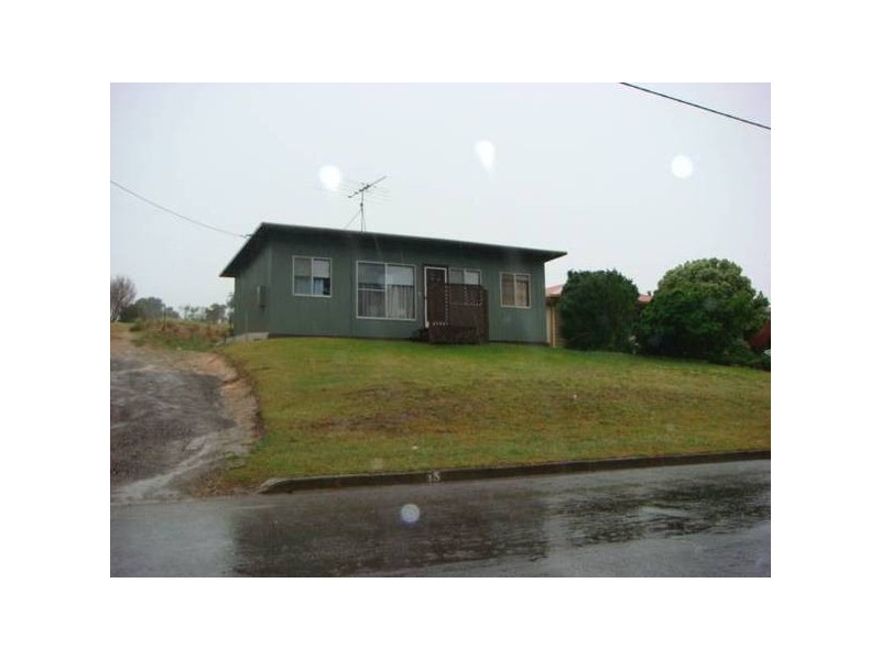 13 Peters Tce, Mount Compass SA 5210