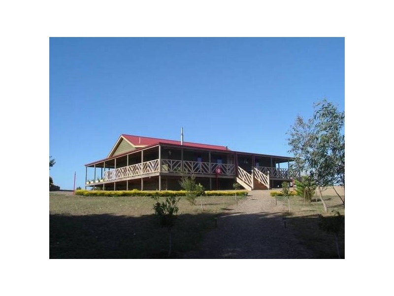 10 Louds Hill Road, Willunga SA 5172