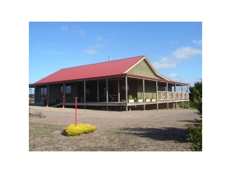 10 Louds Hill Road, Willunga SA 5172