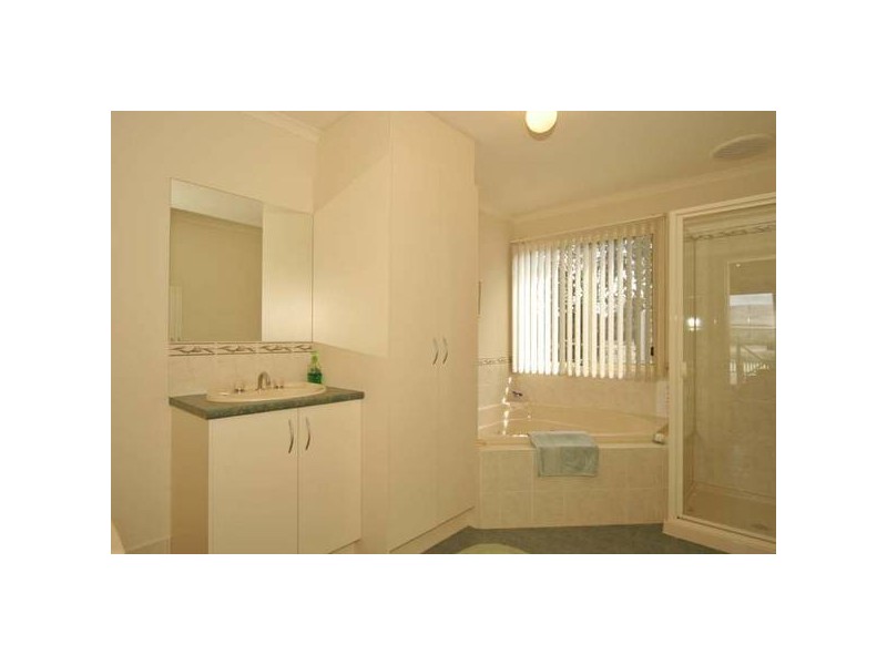 8 Cox Road, Aldinga Beach SA 5173