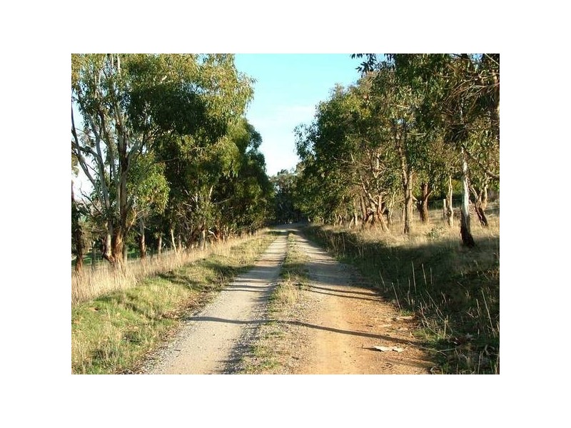 1 Old Coach Road, Victor Harbor SA 5211