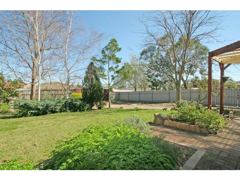 2 Kernick Avenue, Willunga SA 5172