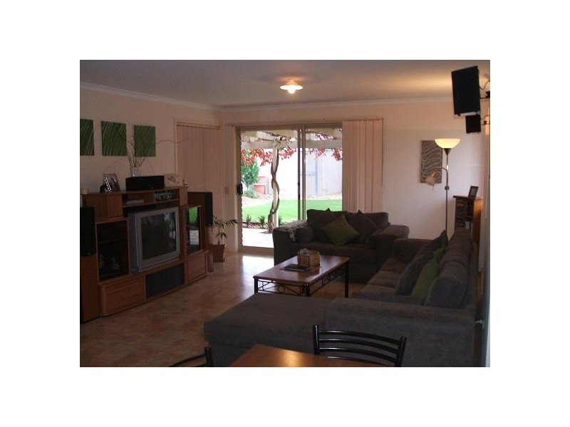 15 Seafarer Court, Seaford Rise SA 5169