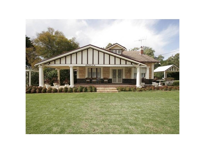 24 Main Road, Willunga SA 5172