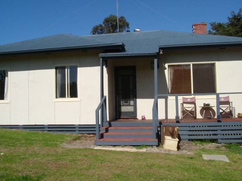 7 Clyde Terrace, Mount Compass SA 5210