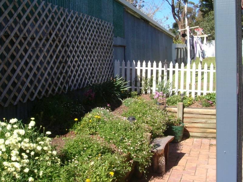 7 Clyde Terrace, Mount Compass SA 5210