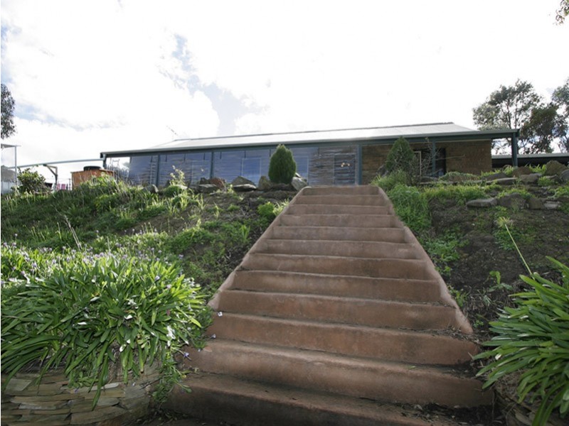 41 St Johns Terrace, Willunga SA 5172