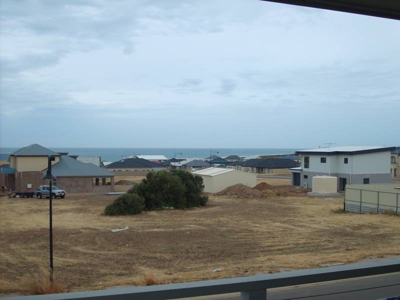 14 MILFORD AVENUE, Sellicks Beach SA 5174