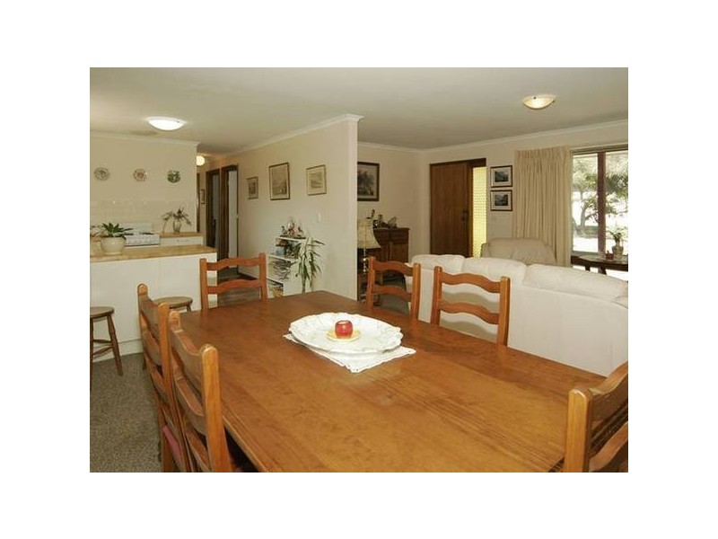 29 Robertson Rd, Moana SA 5169