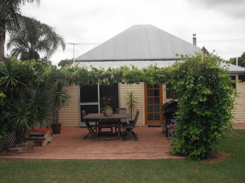 3 McMullins Road, Branxton NSW 2335